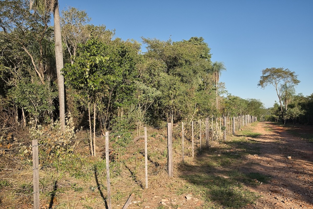 Grundstück San Bernardino direkt an Hauptstraße Zufahrt
