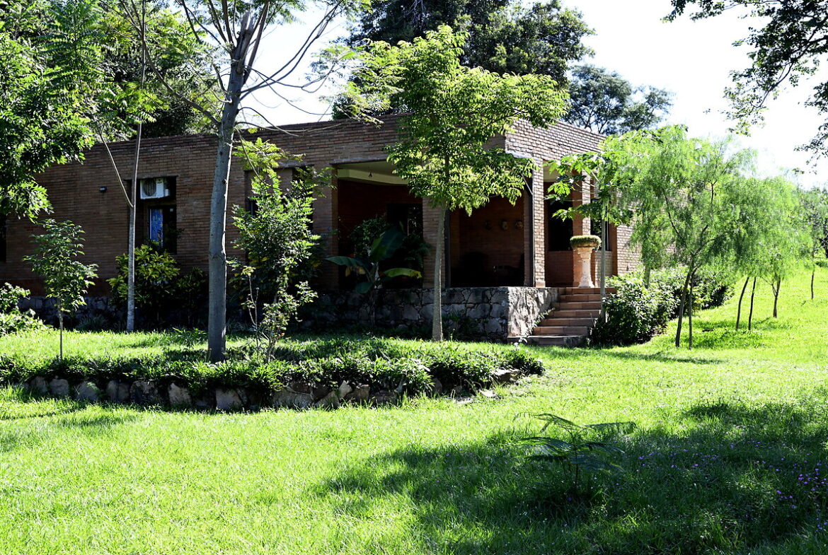 AT-HA-140-Haus-Heppner-Lotes-Paraguay-DSC9596_rat2_web