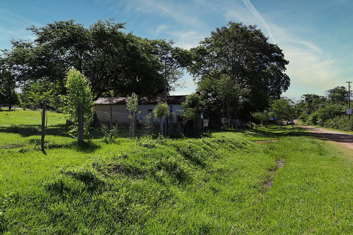 Häuser in Atyra Paraguay – Heppner Lotes