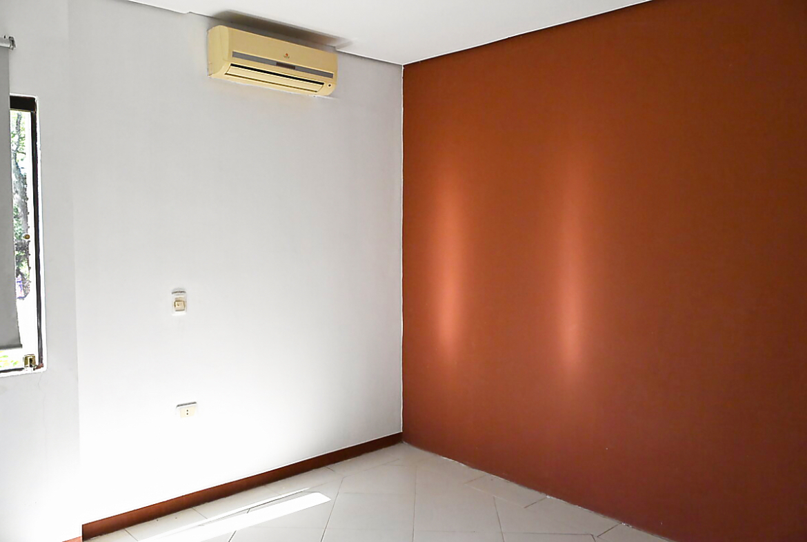 Häuser in Atyra Paraguay – Heppner Lotes