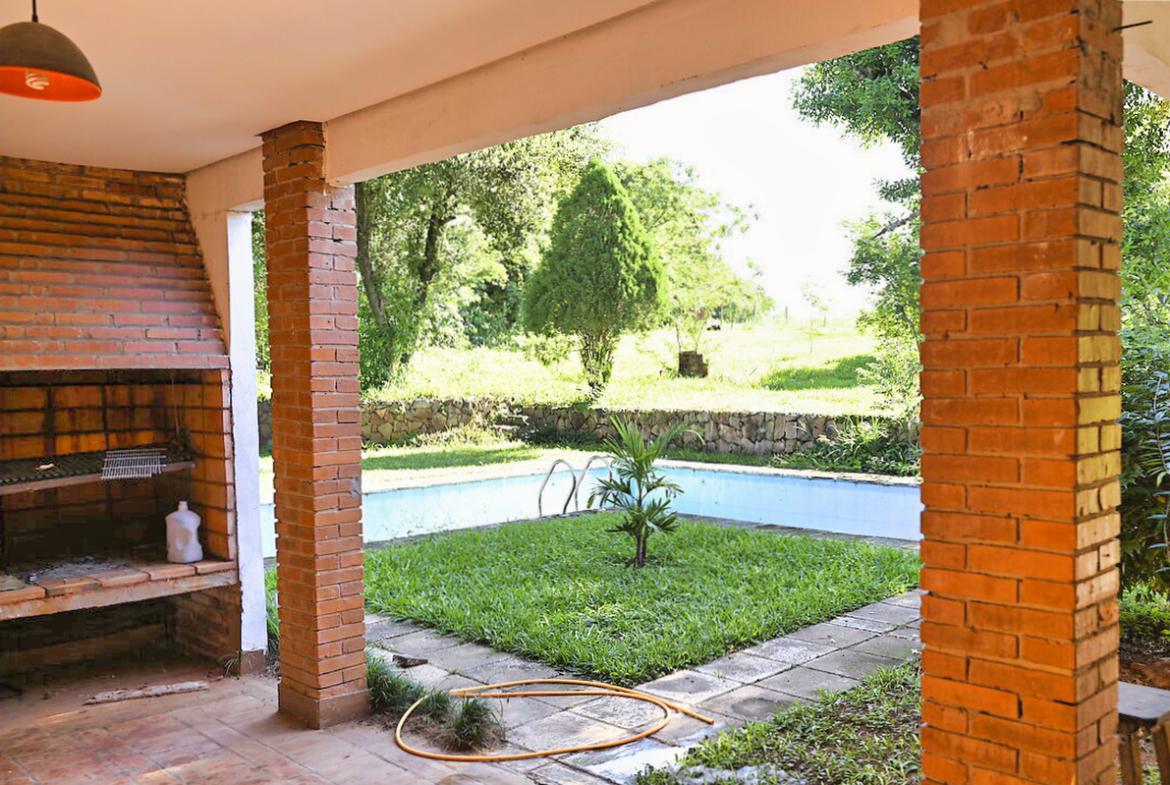 Häuser in Atyra Paraguay – Heppner Lotes