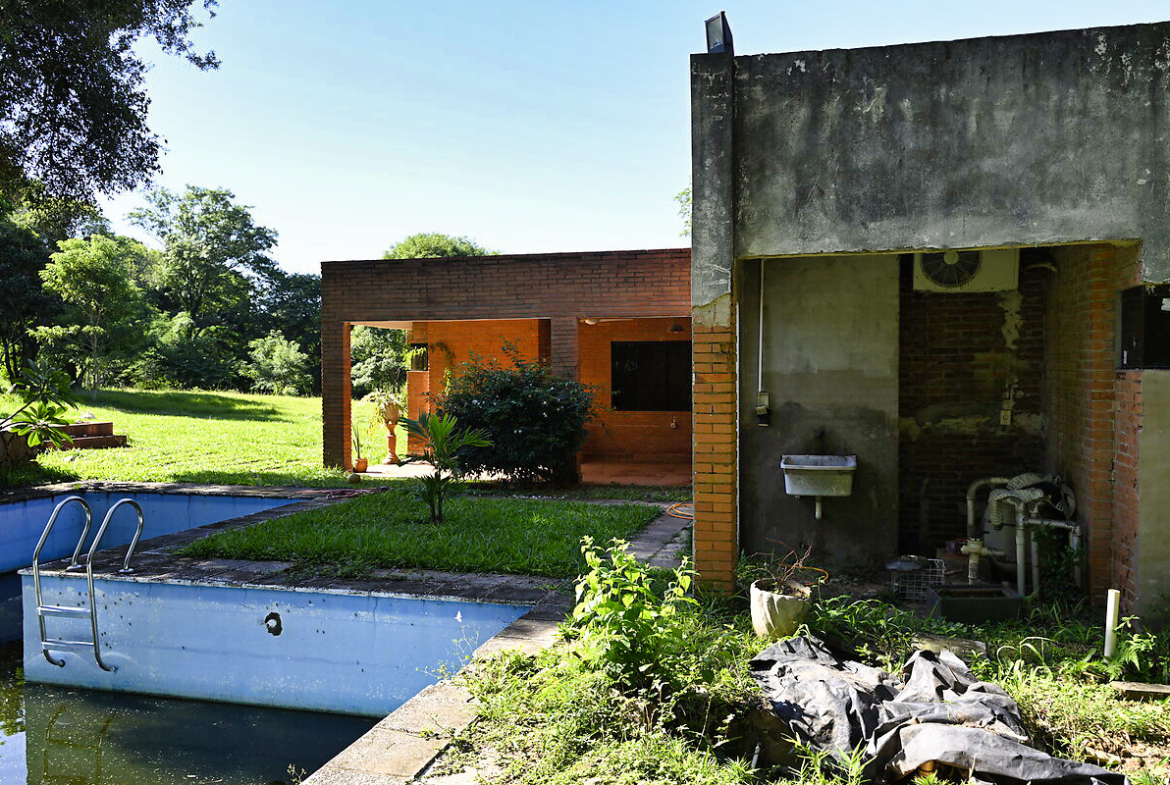 Häuser in Atyra Paraguay – Heppner Lotes