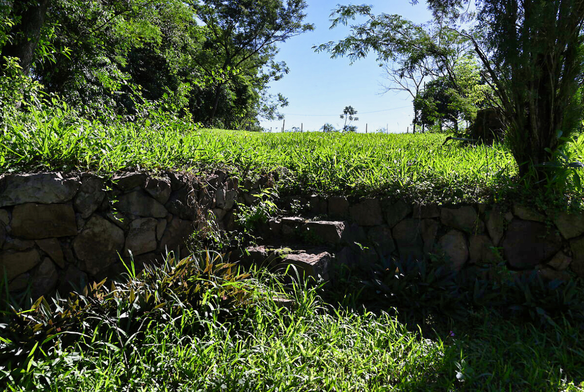 Häuser in Atyra Paraguay – Heppner Lotes