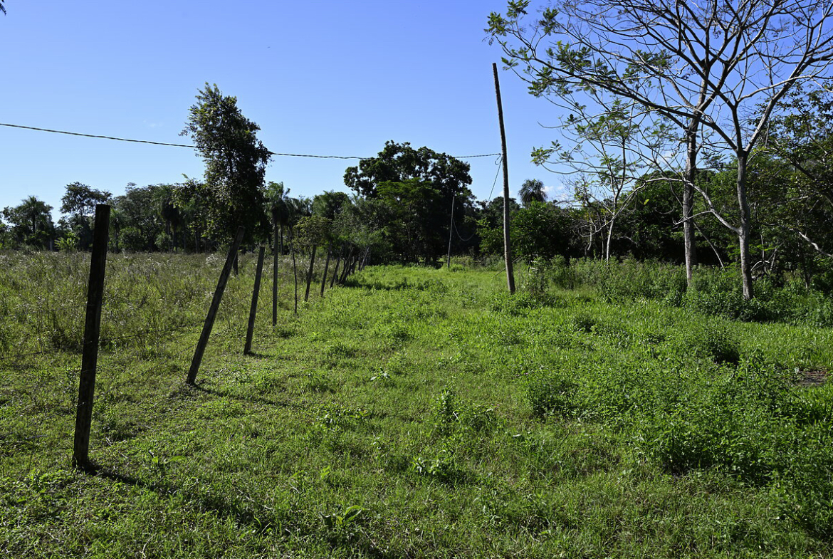 Häuser in Atyra Paraguay – Heppner Lotes