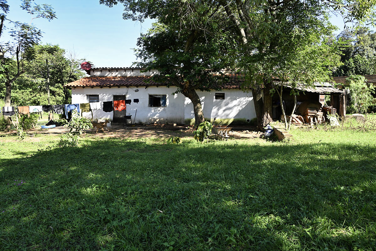 Häuser in Atyra Paraguay – Heppner Lotes